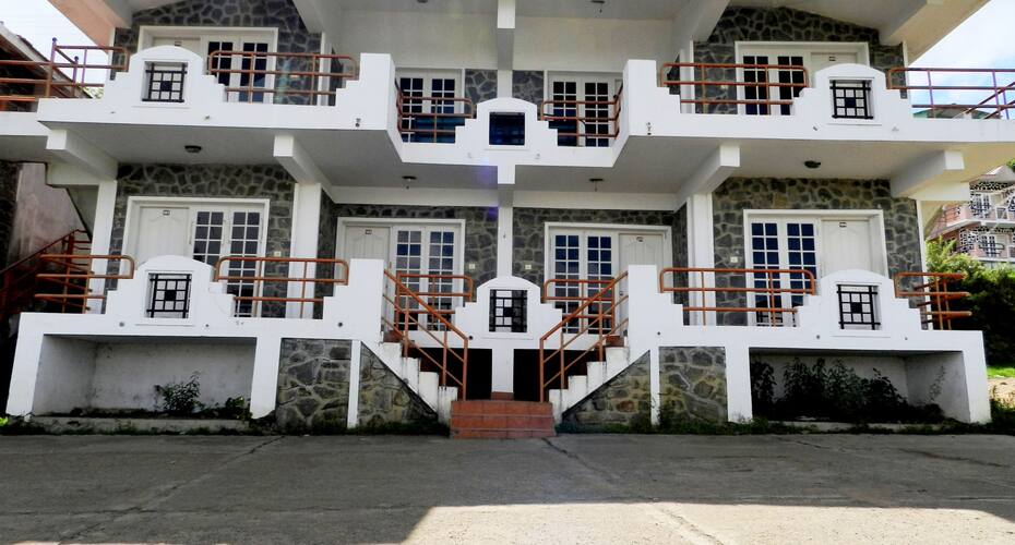 Kodai Gate, Kodaikanal 1